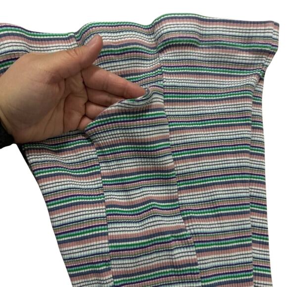 Things Between Striped Stretch Ribbed Top & Shorts Lounge Set Women's L/XL - Picture 7 of 10